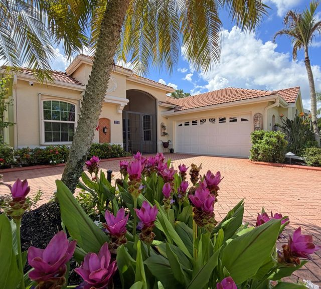 3 of 83 - 728 Sw Lake Charles Circle, Port St. Lucie, FL