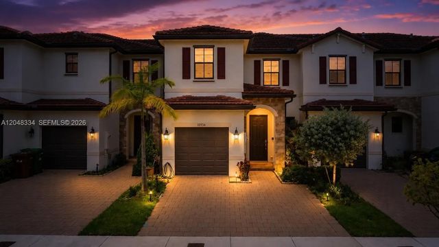 10934 W 33rd Way, Hialeah