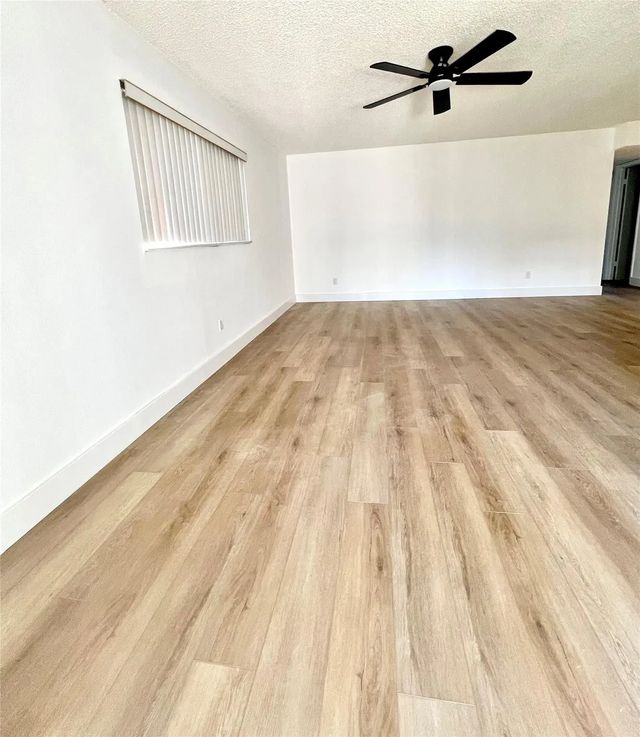 4 of 13 - 2510 Sw 81st Avenue #208, Davie, FL
