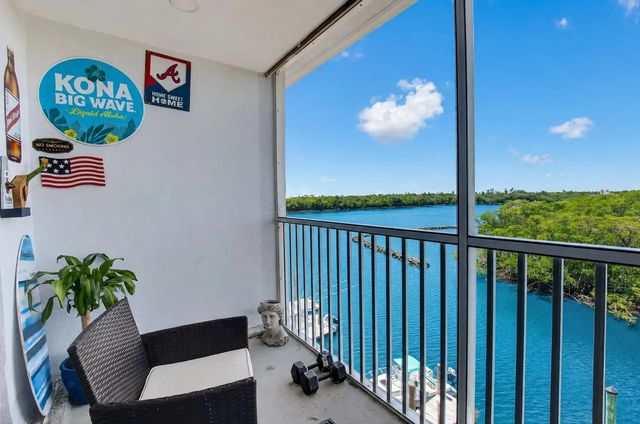 2 of 55 - 689 Ne 6th Court #4030, Boynton Beach, FL