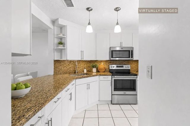 5 of 20 - 10014 Hammocks Boulevard #204-4, Miami, FL