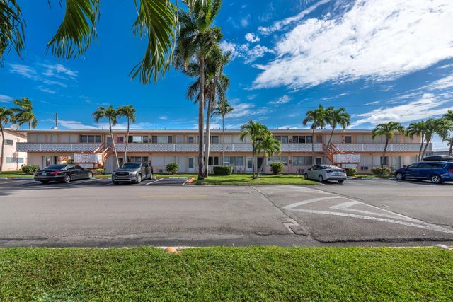 2 of 28 - 925 Sw 11th Avenue #3j, Hallandale, FL