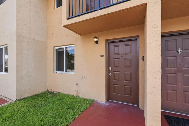 2 of 26 - 541 Nw 82nd #377, Miami, FL