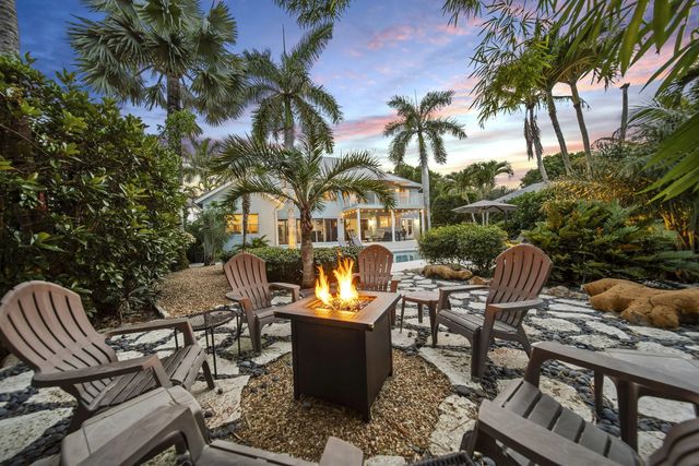 4 of 40 - 3663 Se Forecastle Court, Stuart, FL