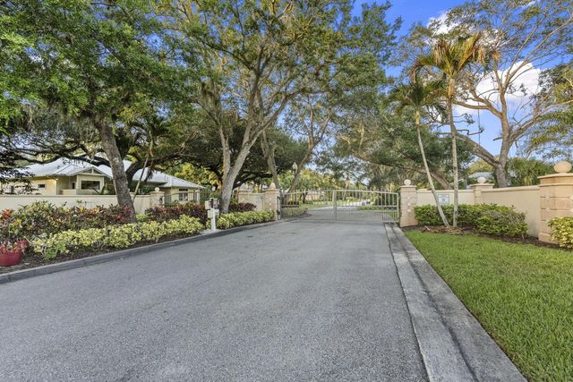 5 of 40 - 3663 Se Forecastle Court, Stuart, FL