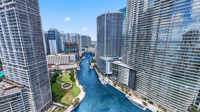 2 of 31 - 200 Biscayne Blvd Way #3909, Miami, FL