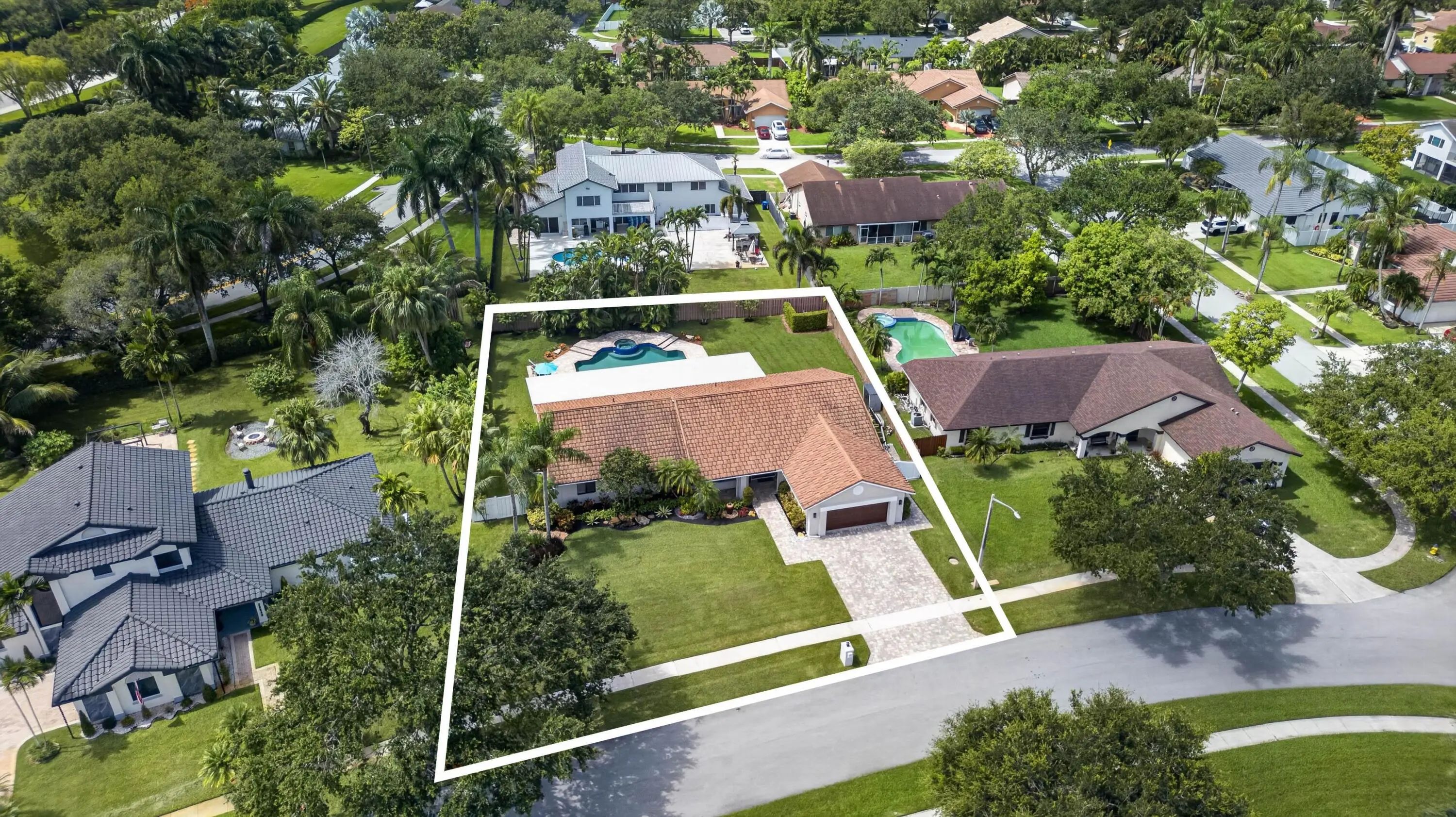 20250 Nw 5th Street, Pembroke Pines