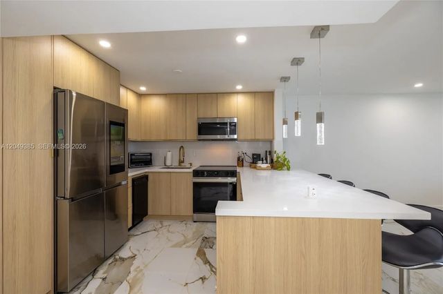 3 of 42 - 400 N Surf #1002, Hollywood, FL
