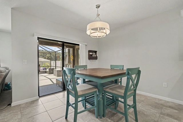4 of 17 - 730 Old Country Road Se, Palm Bay, FL