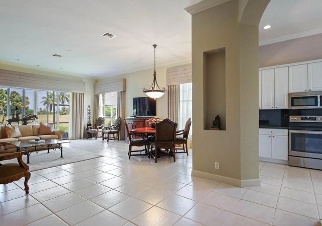 4 of 42 - 5743 Fountains Drive S, Lake Worth, FL