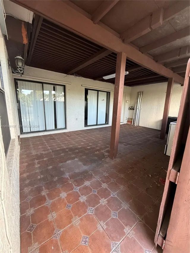 4 of 21 - 9700 Nw 6th Lane #9700, Miami, FL