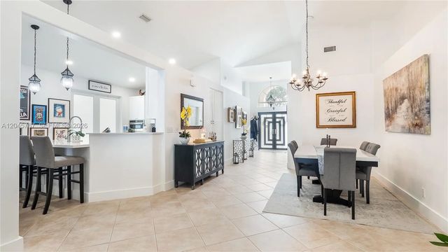 5 of 49 - 123 Sw 164th Avenue, Pembroke Pines, FL