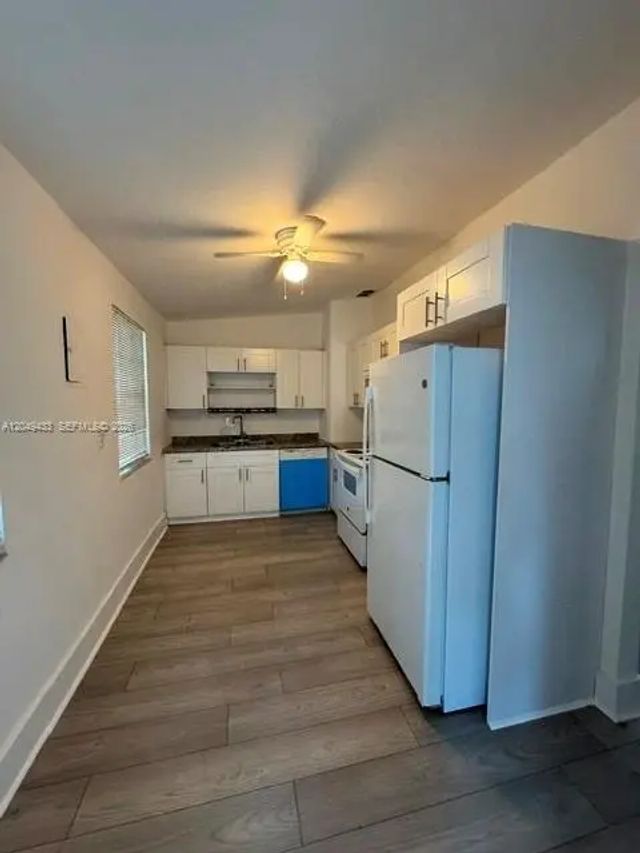5 of 16 - 4221 Sw 39th Street, West Park, FL