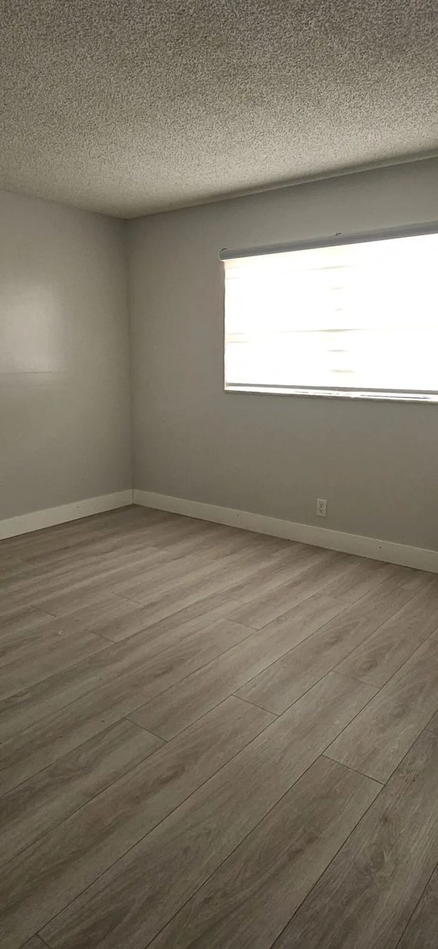 4 of 26 - 421 Ne 14th Avenue #302, Hallandale Beach, FL
