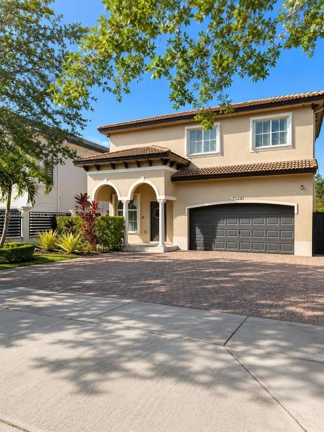 15441 Sw 11th Terrace, Miami