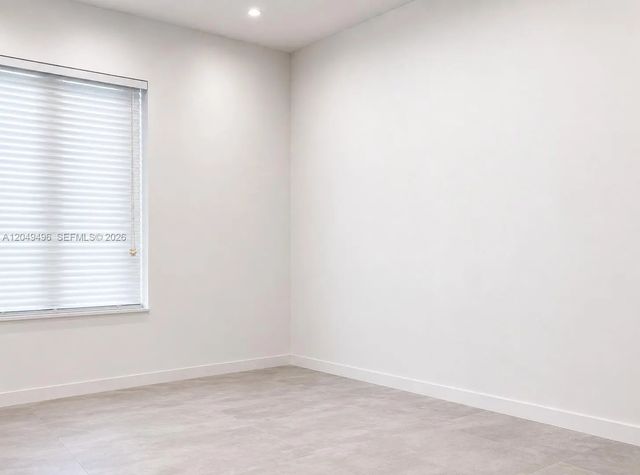 4 of 26 - 15441 Sw 11th Terrace, Miami, FL