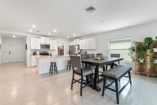 5 of 27 - 17177 Monte Isola Way, North Fort Myers, FL