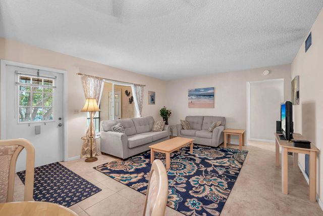 4 of 31 - 103 Lake Pine Circle #a-2, Greenacres, FL