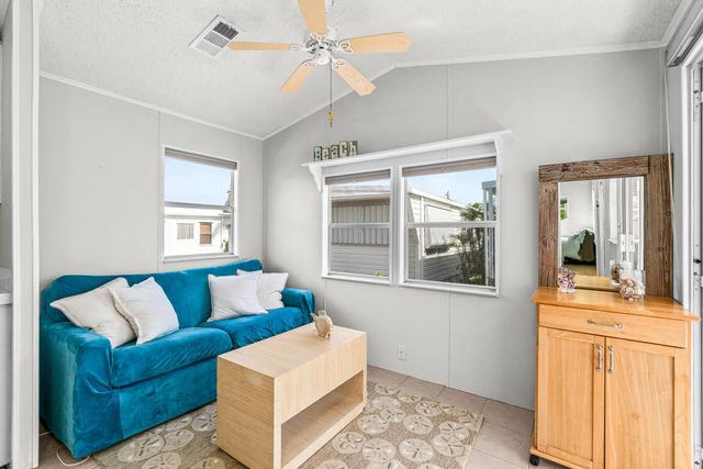 12 Hibiscus Drive #h, Briny Breezes