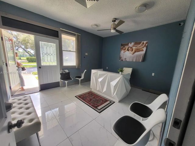 4 of 5 - 1016 Ponce De Leon Boulevard #2, , FL