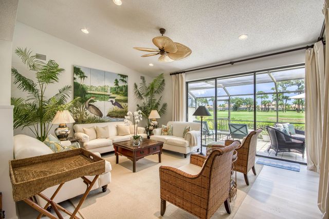 4 of 32 - 525 Prestwick Circle, Palm Beach Gardens, FL