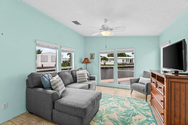 5 of 27 - 207 Mallard Drive #u, Briny Breezes, FL
