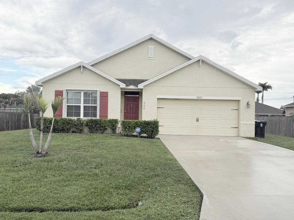 322 Sw Molloy Street, Port St. Lucie