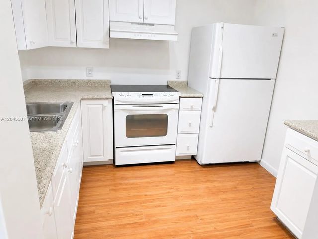 11925 Ne 2nd Avenue #b315, North Miami
