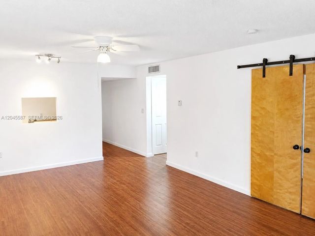4 of 19 - 11925 Ne 2nd Avenue #b315, North Miami, FL