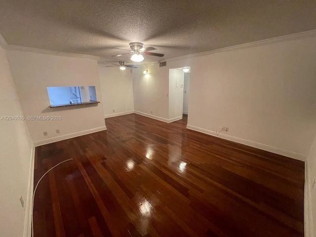 2 of 24 - 807 Twin Lakes Drive #32-g, Coral Springs, FL