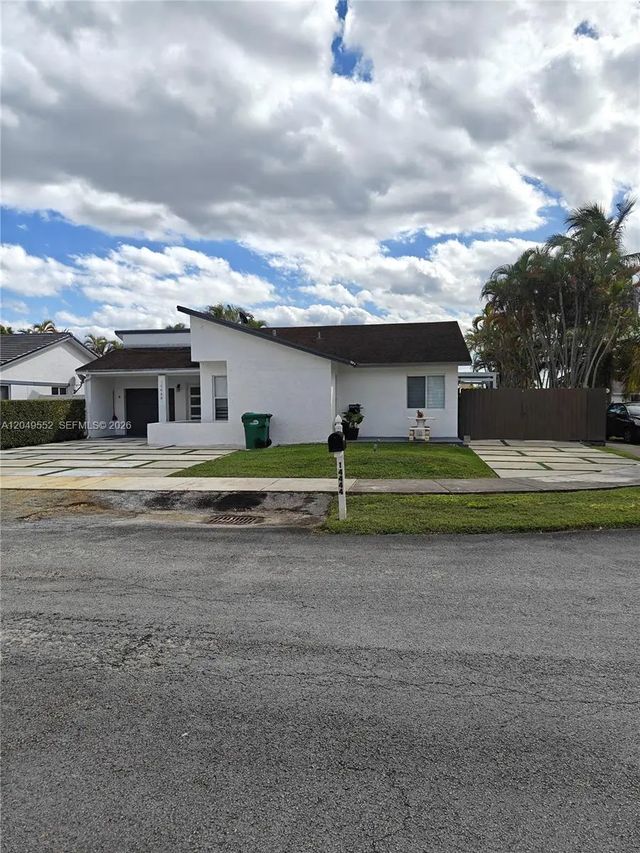 5 of 73 - 14444 Sw 107th Terrace, Miami, FL