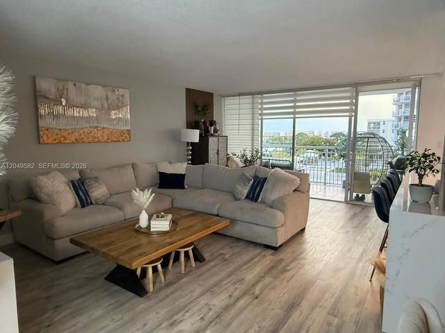 2 of 13 - 18061 Biscayne Boulevard #404, Aventura, FL