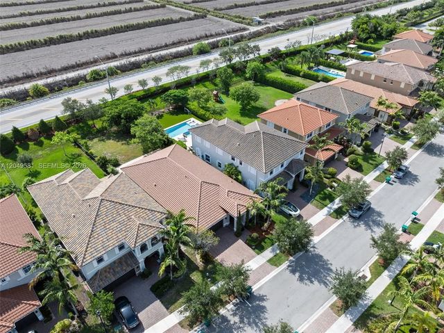 8530 Miralago Way, Parkland