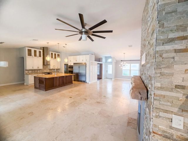 2 of 31 - 2902 Serenity Circle S, Fort Pierce, FL