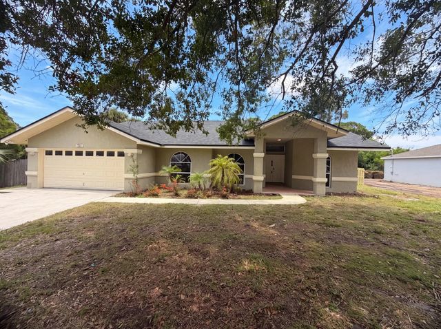 711 Se Celtic Avenue, Port St. Lucie