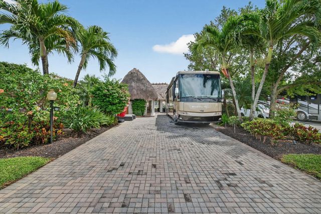 3 of 70 - 382 Sundial Circle #382, Margate, FL