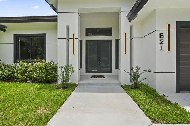 4 of 42 - 621 Nw 42nd Avenue, Coconut Creek, FL