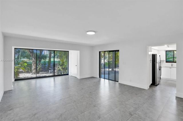 2 of 32 - 20332 Ne 34th Court #26, Aventura, FL