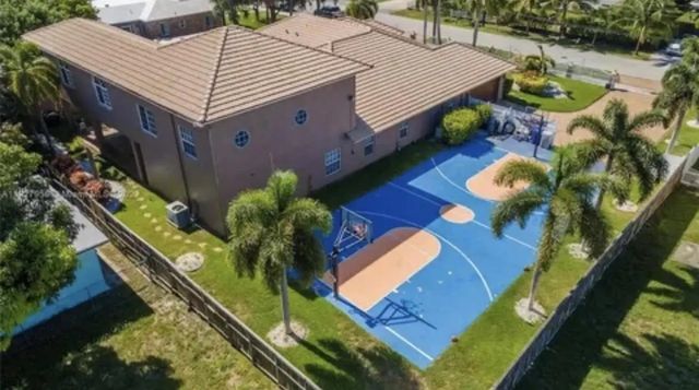 3 of 33 - 423 Ne 3rd Street, Pompano Beach, FL