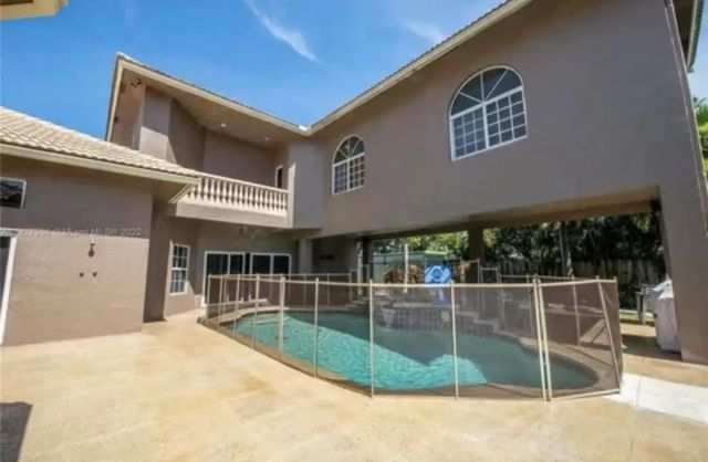 5 of 33 - 423 Ne 3rd Street, Pompano Beach, FL