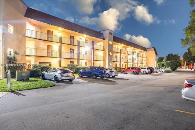 2811 N Pine Island Road #309, Sunrise