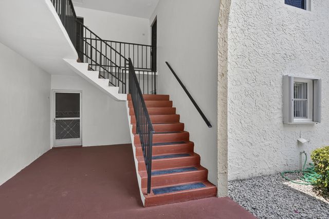 4 of 43 - 355 Lake Frances Drive, West Palm Beach, FL