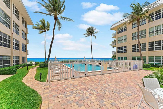 4 of 41 - 3851 N Ocean Boulevard N #403, Gulf Stream, FL