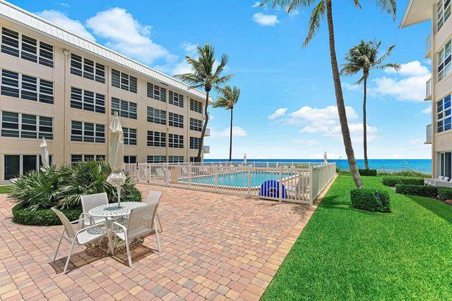 5 of 41 - 3851 N Ocean Boulevard N #403, Gulf Stream, FL