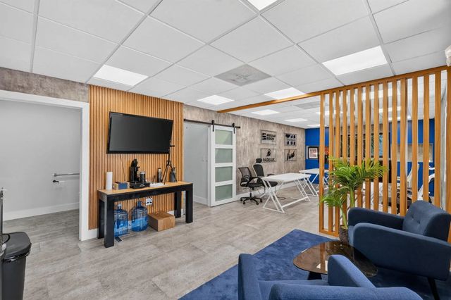 4 of 50 - 16811 Ne 6th Avenue, North Miami Beach, FL