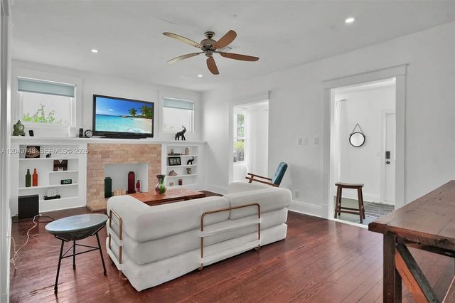 3 of 21 - 1933 Madison Street, Hollywood, FL