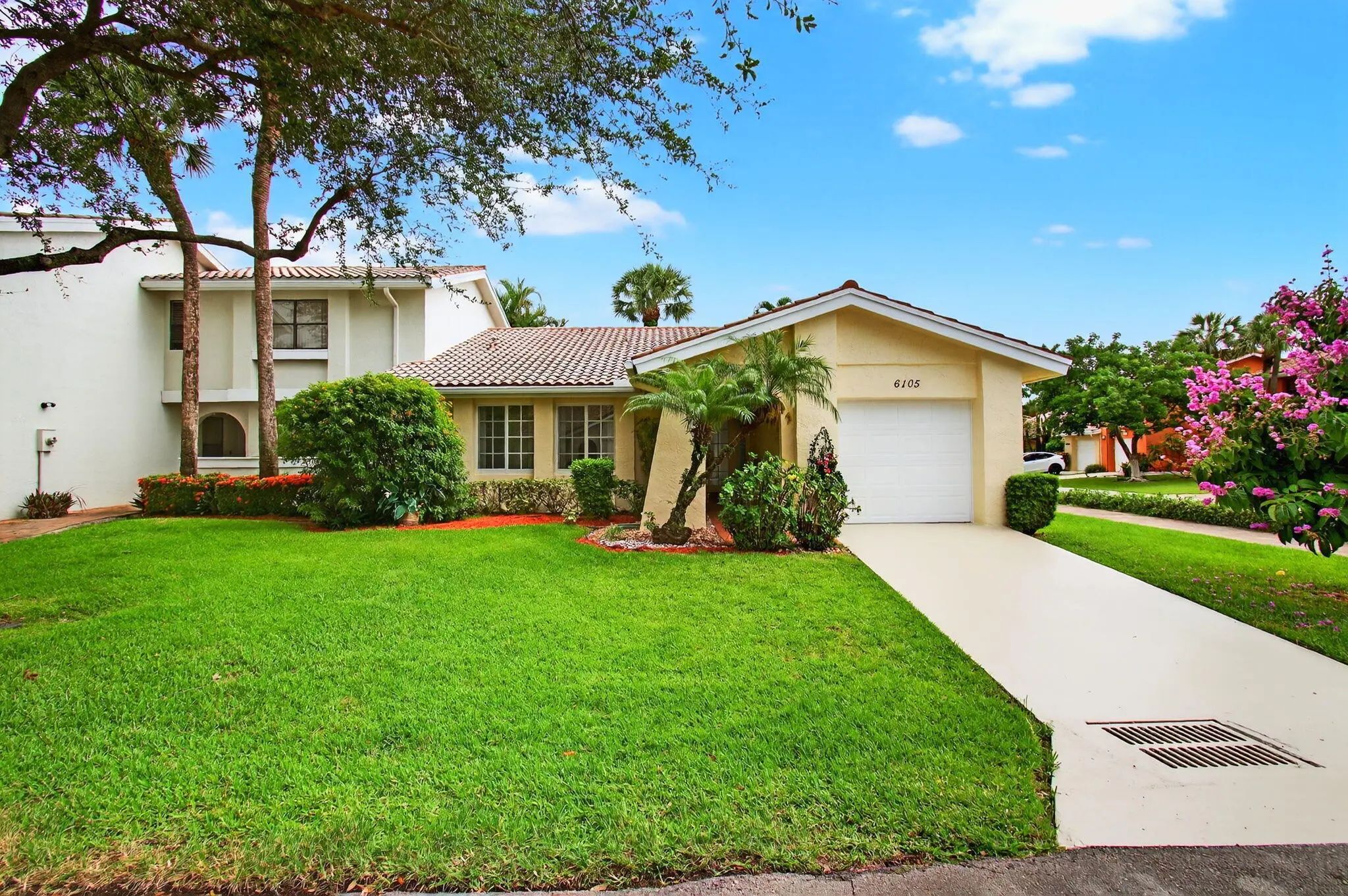 MLS B26051219 ESTADA OF LOS PASEOS home for sale in Boca Raton