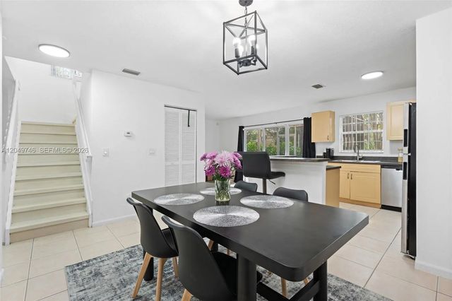 2303 Sw 87th Terrace, Miramar