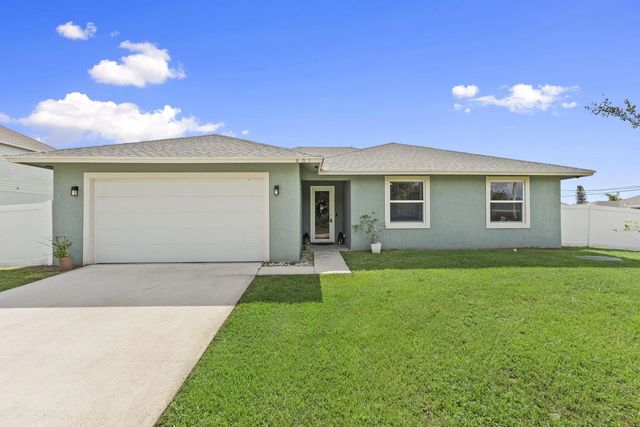601 Sw S Quick Circle, Port St. Lucie