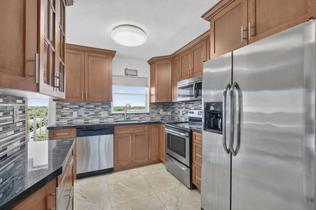 4 of 45 - 1536 Se 15th Court #704, Deerfield Beach, FL